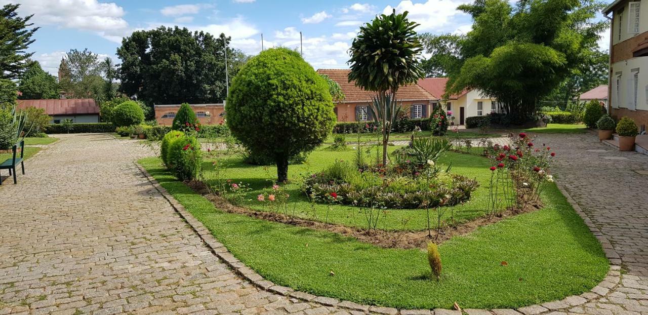 Hotel Lovasoa 4C Antsirabe Exterior foto